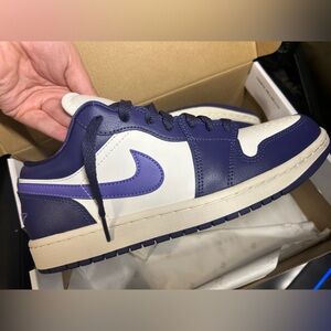 WMNS AIR JORDAN 1 LOW